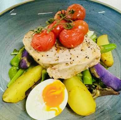 Tuna Niçoise salad 